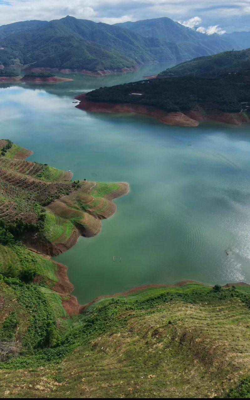 干热河谷节水灌溉场景图