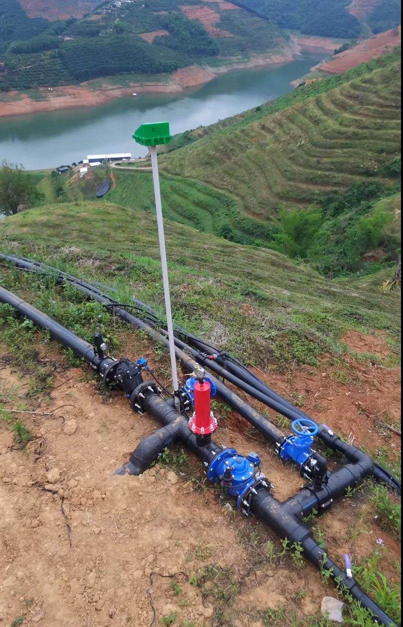 施工后:管网与阀控设备安装到位 - 糯扎渡红心菠萝蜜2000亩山地水肥一体化自动化项目