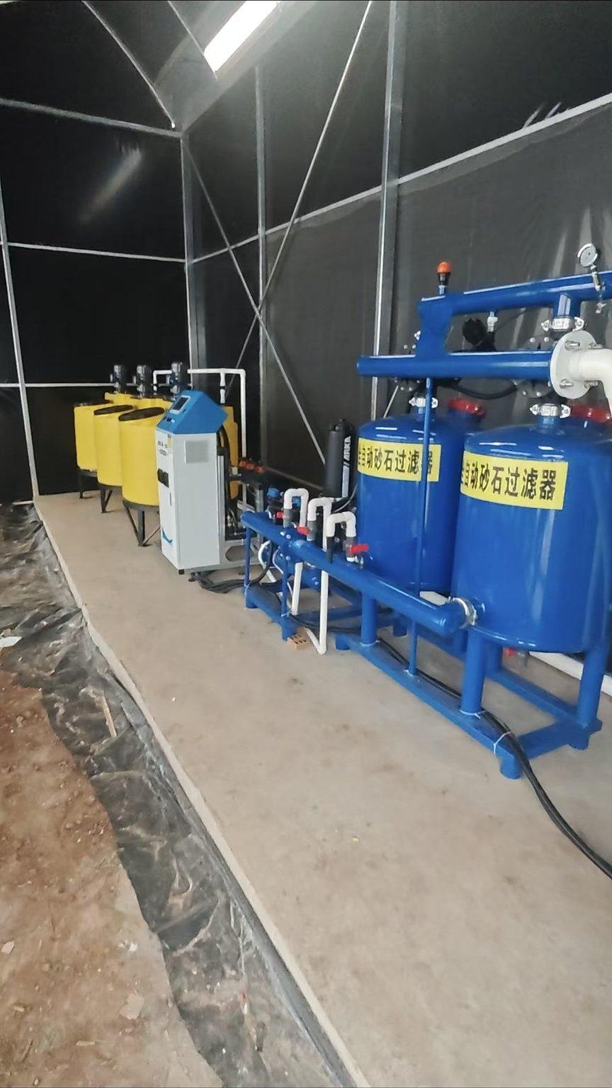 水肥一体化首部机房 - 师宗100亩草莓大棚水肥一体化自动化项目